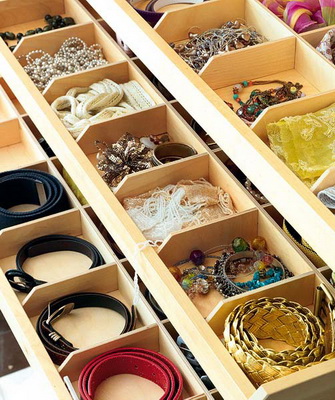 Уборка вещей в шкафу: фото и советы, как быстро убрать в шкафу для одежды